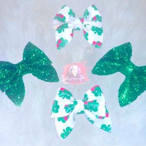 New 🎉 St. Patty pigtail hairbows